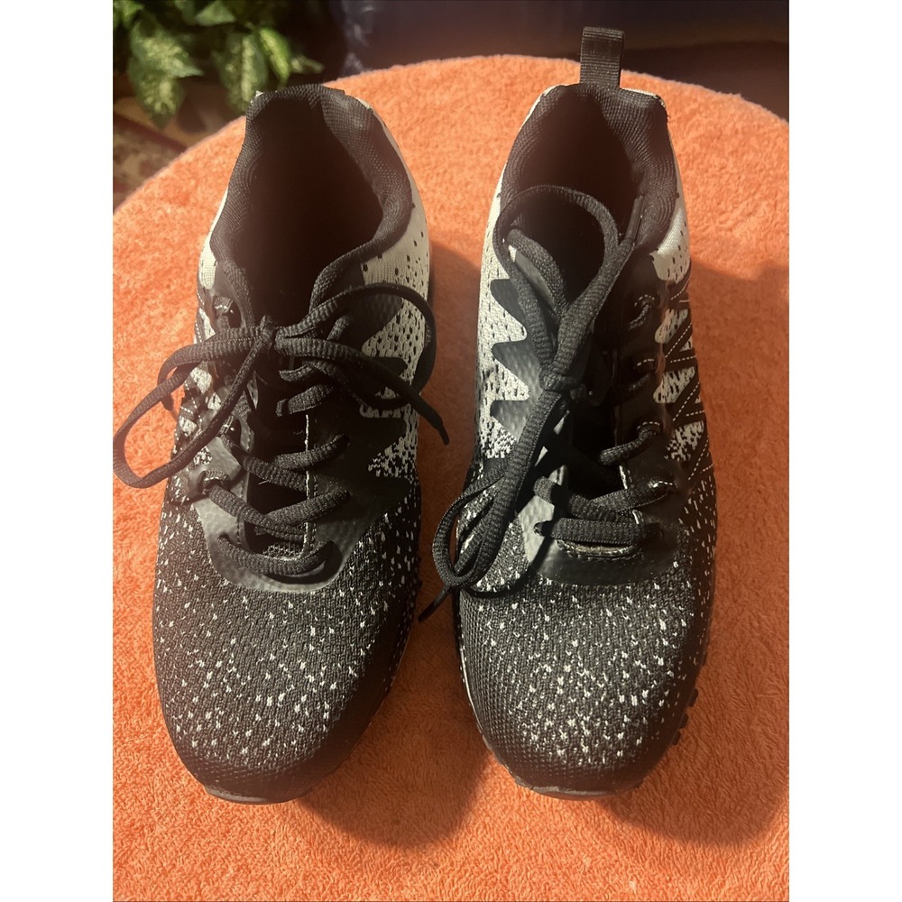 UBFen‎ Running Athletic Shoes Women Size 7